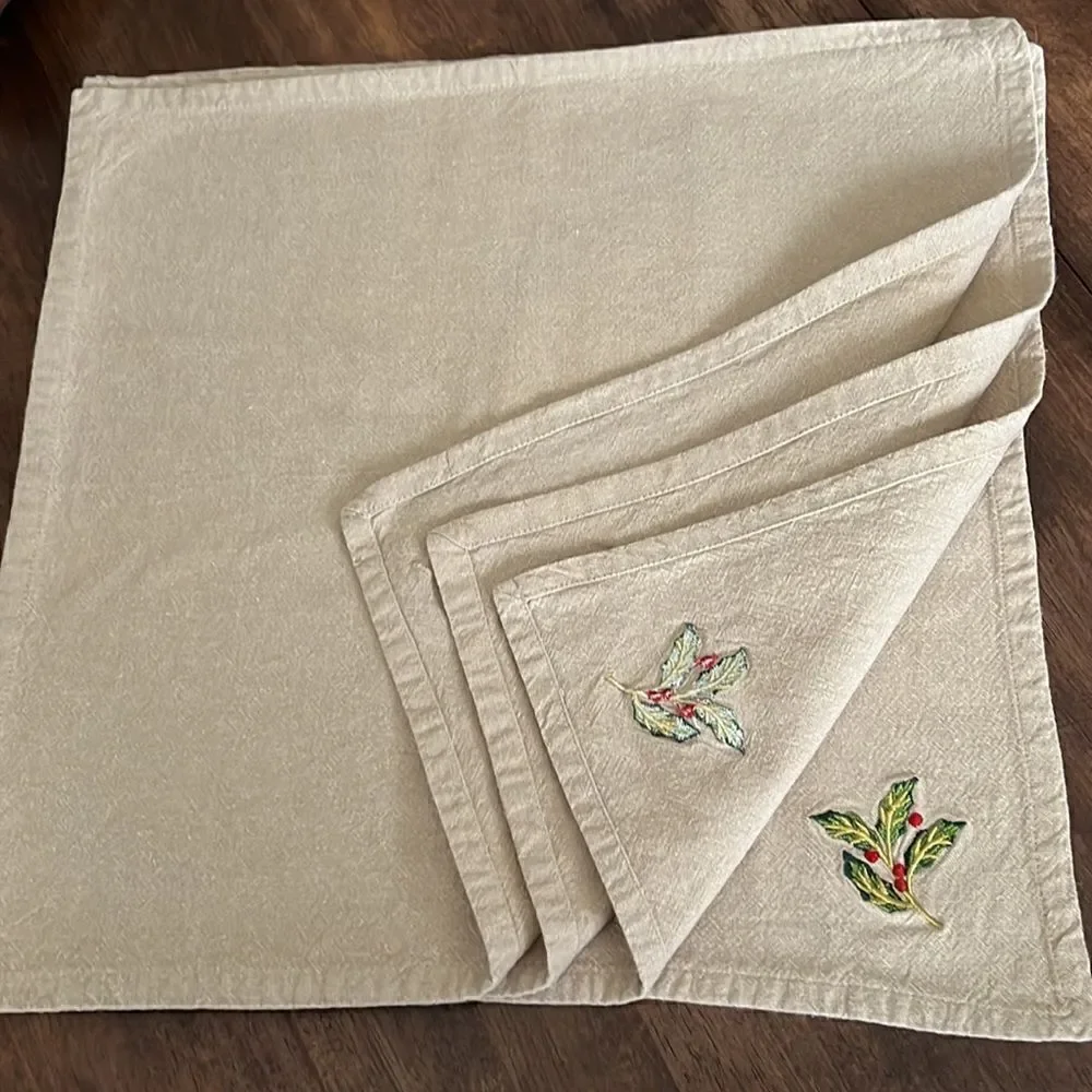 Holiday Holly Set of 4 Dinner Square Linen Napkins- Approx 17.25